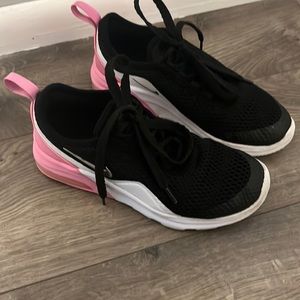 Girls Nike Air shoes sz 1